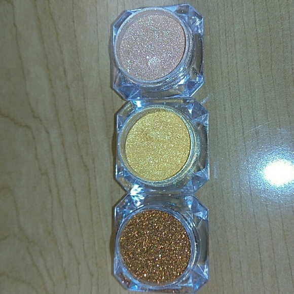 Custom Mixed Pigments and Glitters - Picture 4 of 6